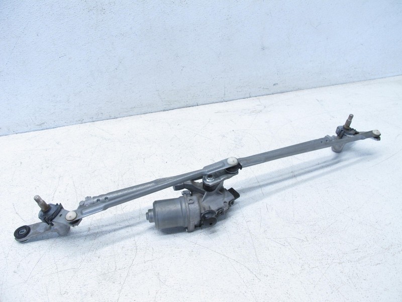 14-24 MINI COOPER S F55 F56 WINDSHIELD WIPER MOTOR TRANSMISSION FRONT OEM 010224