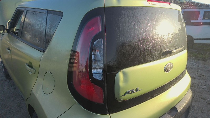 Tail Light Assembly KIA SOUL Left 14 15 16 17 18 19