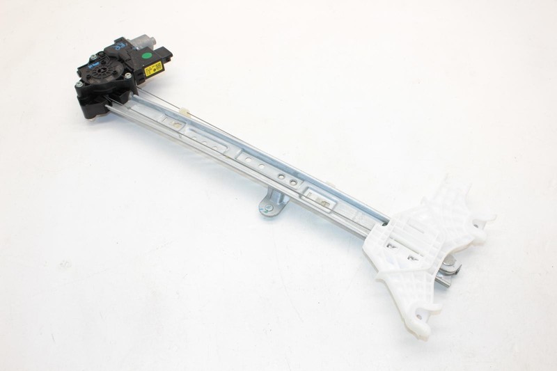 24-25 Kia EV9 Passenger Right Rear Window Regulator and Motor 83402DO210