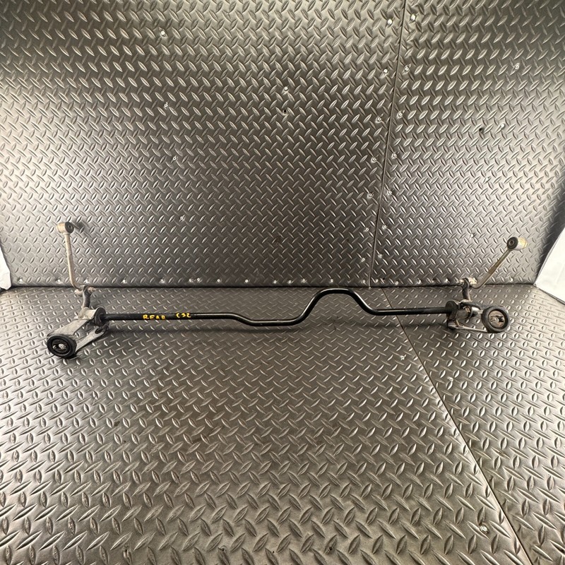 02-04 Mercedes C32 AMG SWAY BAR ANTI ROLL STABILIZER REAR OEM