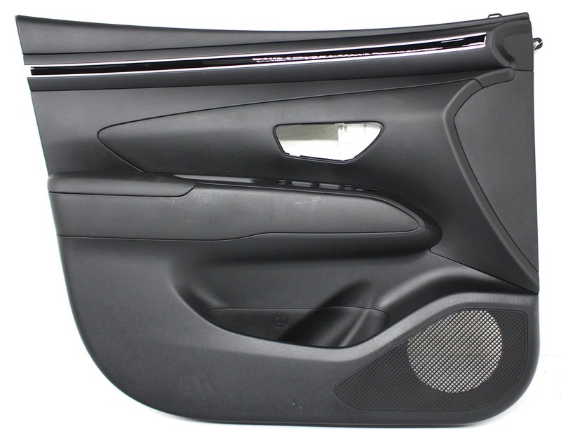 OEM Front Door Trim Panel For Hyundai Tucson Black 82305-CW010-NNB