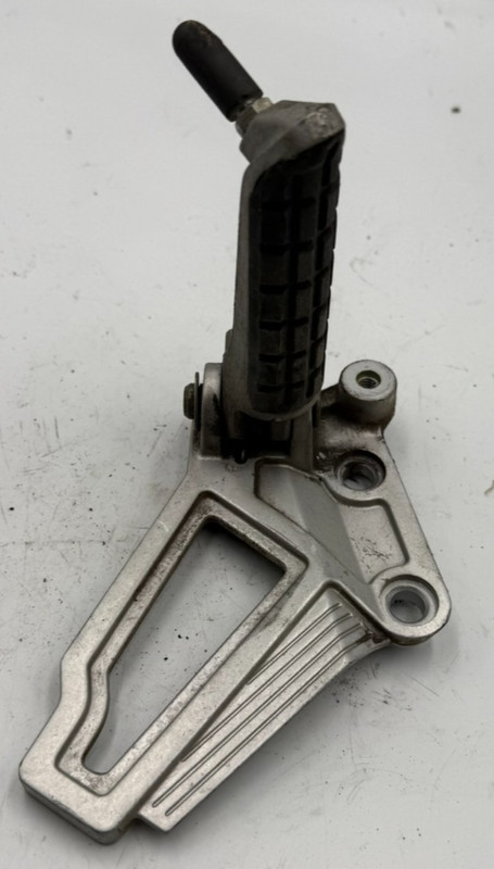 2004 Kawasaki Ninja EX250 Right Rear Foot Rest Peg Shift EX 250 J 2007 06 05