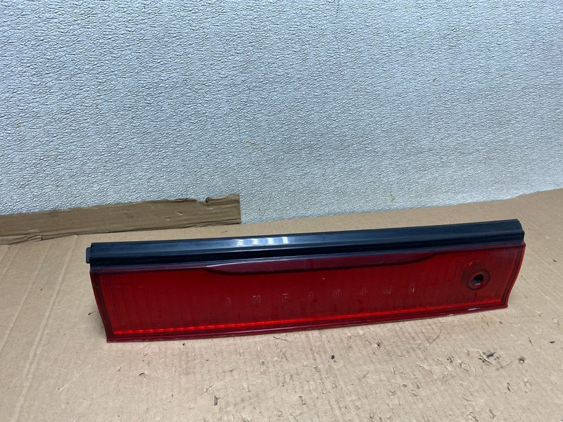 1993 to 1997 Infiniti J30 Rear Center Tail Light Finish Panel OEM U8372 PS