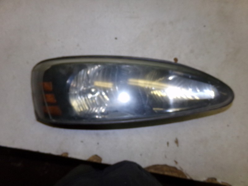 Pontiac Grand Prix Passenger RH Right Headlight 16530760A *FREE SHIPPING*