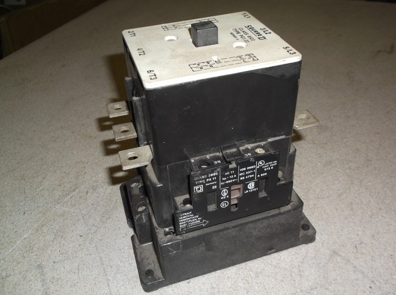 Square D Class 8502 Type PG1.22 Ser A 3-Phase AC 3-Pole Contactor