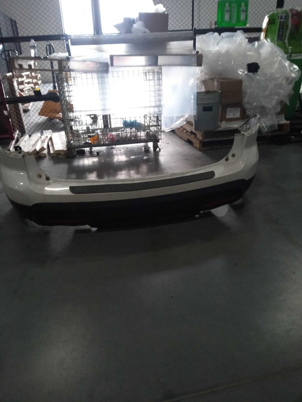 2011-2015 Ford Explorer White Rear Bumper Assembly OEM BB5Z17906A 106K Miles