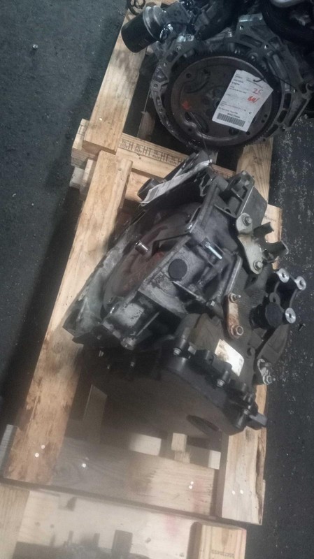 2016 Chevrolet Equinox Automatic Transmission Assembly 108K Miles OEM Black