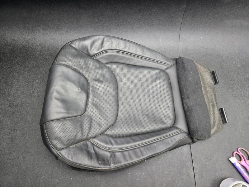 Front Right Seat Lower Cushion Cover 2019 Jeep Cherokee 6SS96LAAAF 2020