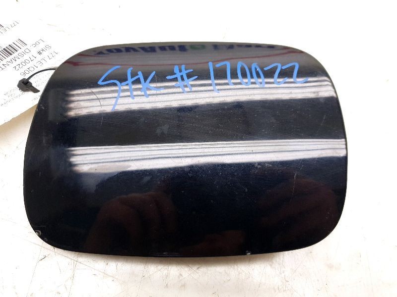 06 07 Lexus GS430 Fuel Filler Door Blk 202