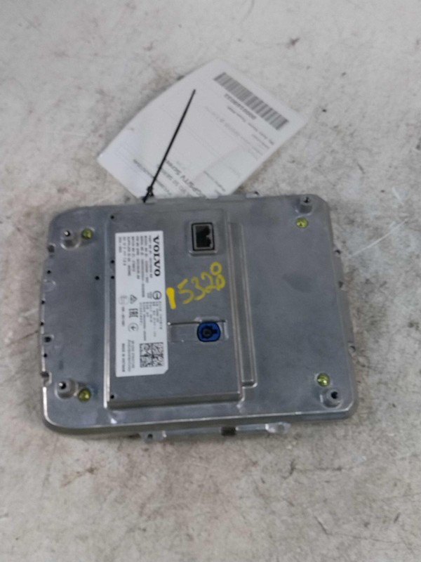 2010 Volvo 50 Series Infotainment Display Instrument Cluster Black OEM 153K
