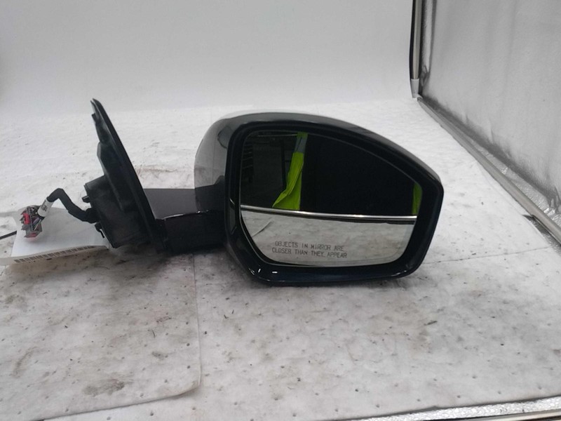 2017 Jaguar F-PACE Right Door Mirror Assembly White OEM 653471 Used