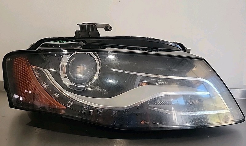 2009-2012AUDI A4 S4 OEM RIGHT PASSENGER BI-XENON HID HEADLIGHT 8k0941004R RH
