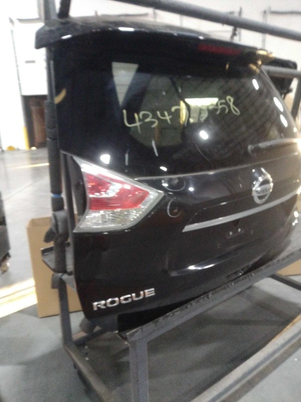 Used Deck Lid fits: 2016 Nissan Rogue VIN 5 1st digit USA built manual lift w/pr