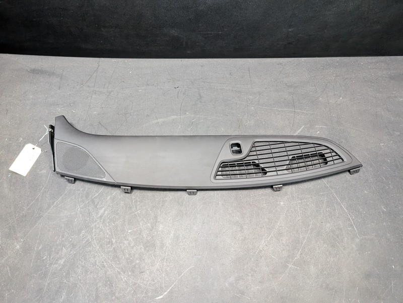 Dashboard Defroster Panel 2019 Chevrolet Camaro 84433900 2016 2017 2018 - 2024