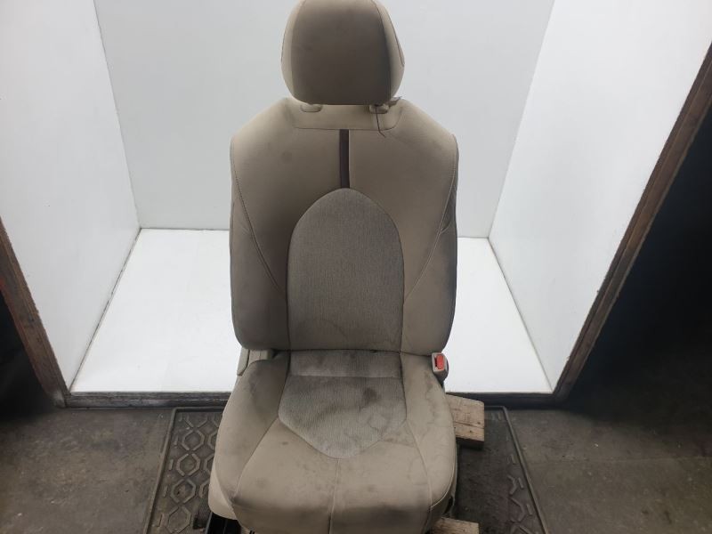 18-19 TOYOTA CAMRY LE FRONT PASSENGER SIDE BEIGE FA40 CLOTH BUCKET SEAT
