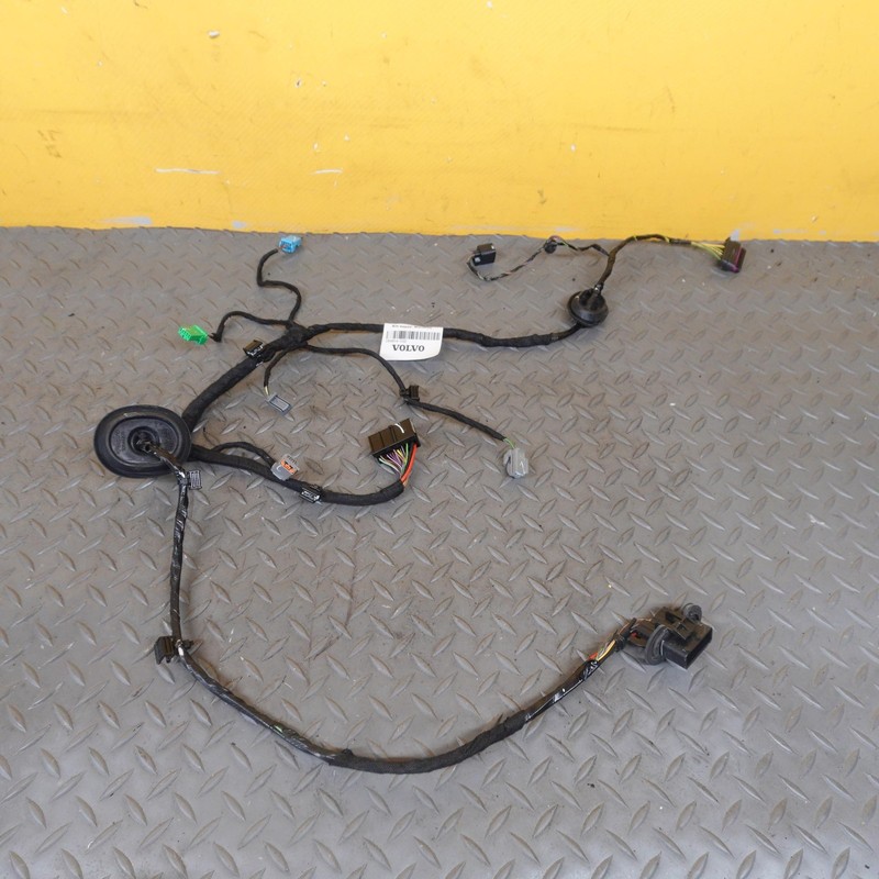 2019-2022 VOLVO XC40 WIRE HARNESS LEFT DRIVER SIDE REAR DOOR OEM 32218860