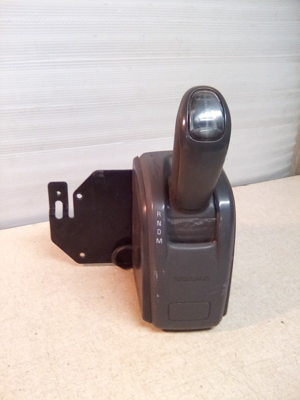 Volvo VNL 21937981 Transmission Electric Shifter W/ Mounting Bracket21012130