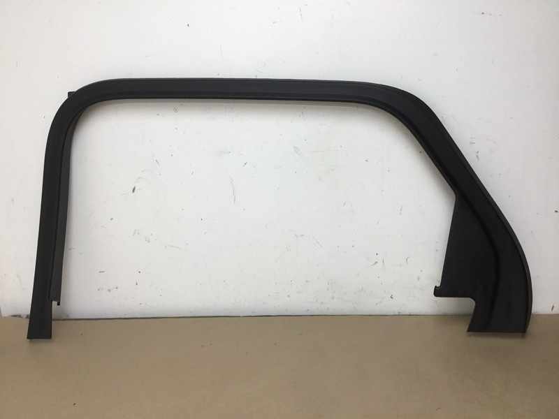 Bentley Bentayga 2019 V8 Rear Right Door Window Frame Trim Cover Panel 16-20 :Y