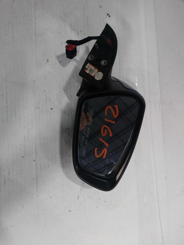 2017 KIA Forte Right Door Mirror Assembly Blue 662513 Used 126K Miles