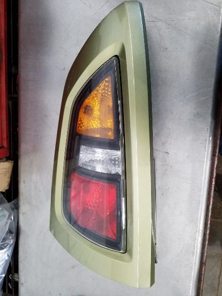 Driver Tail Light Red Lower-amber Upper Fits 10-11 SOUL 190922