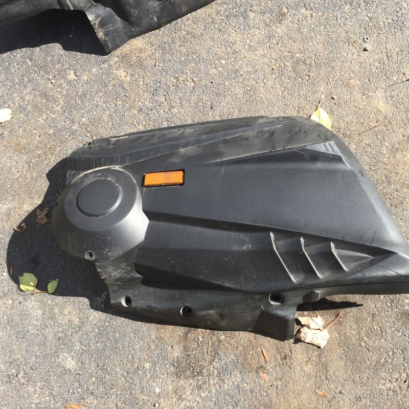 Yamaha Rage Nytro Venture left hand side front cover 2004+
