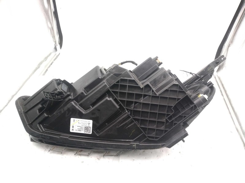 2018 Chevrolet Equinox Right Headlight Assembly Black OEM 653062 Used 66K Miles