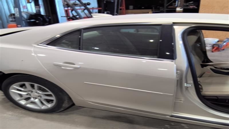 Passenger Rear Side Door VIN 1 4th Digit Limited Fits 13-16 MALIBU 3347219