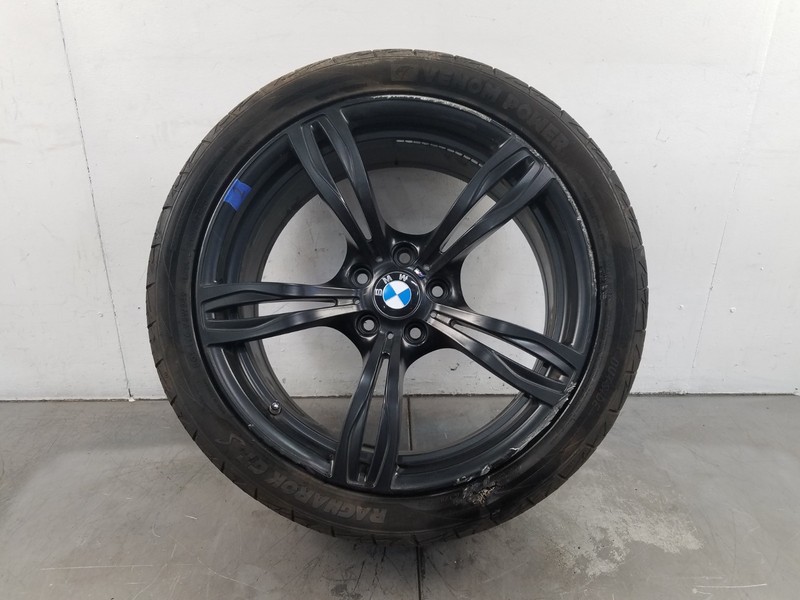 2014 BMW M5 F10 OEM 20" Front Wheel / Tire #2 - *#4146 KK4