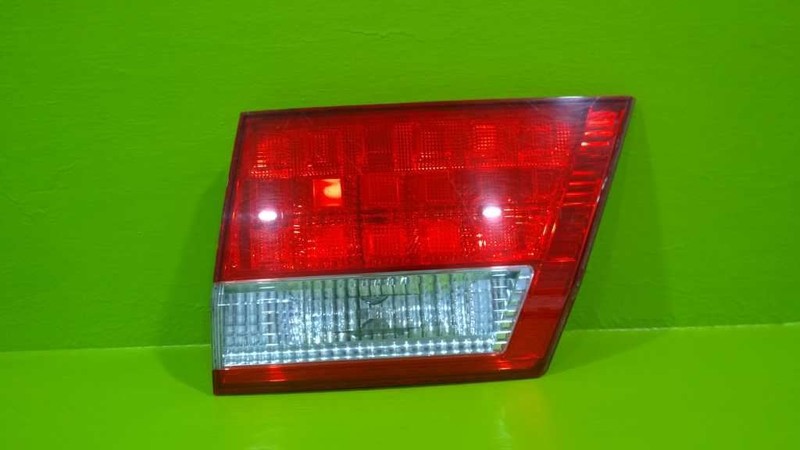 05 06 07 0809 10 ODYSSEY PASSENGER RIGHT GATE MOUNT TAILLIGHT LAMP OEM 2754-44