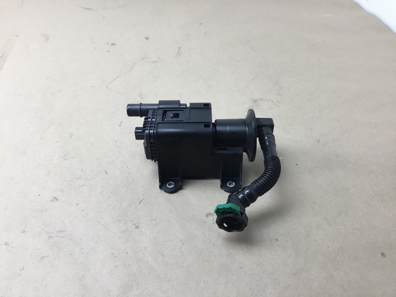 18-21 Lexus LC500 2018 5.0L Charcoal Fuel Gas Vapor Reservoir Canister Tank ;:Y
