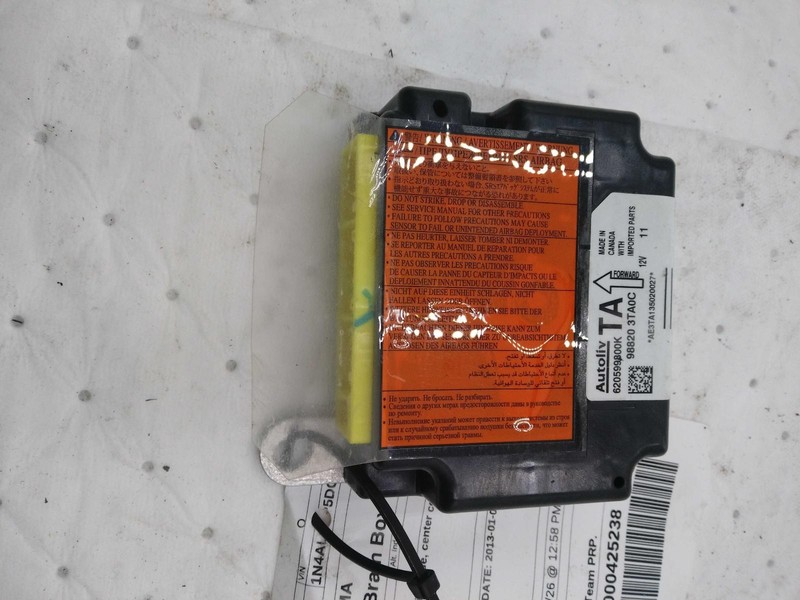 Used Air Bag Module fits: 2013 Nissan Altima Air Bag front with side center cons