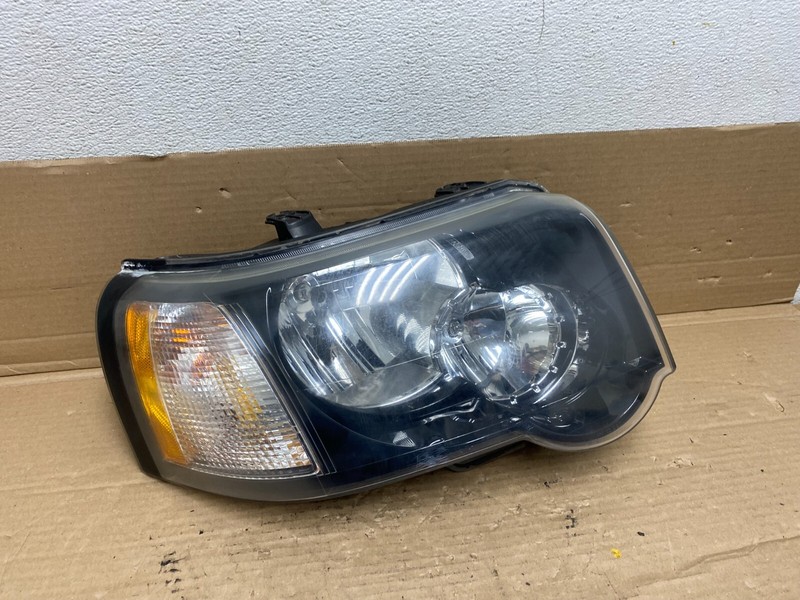2004-2005 Land Rover Freelander Right Passenger Rh Halogen Headlight O2568 DW