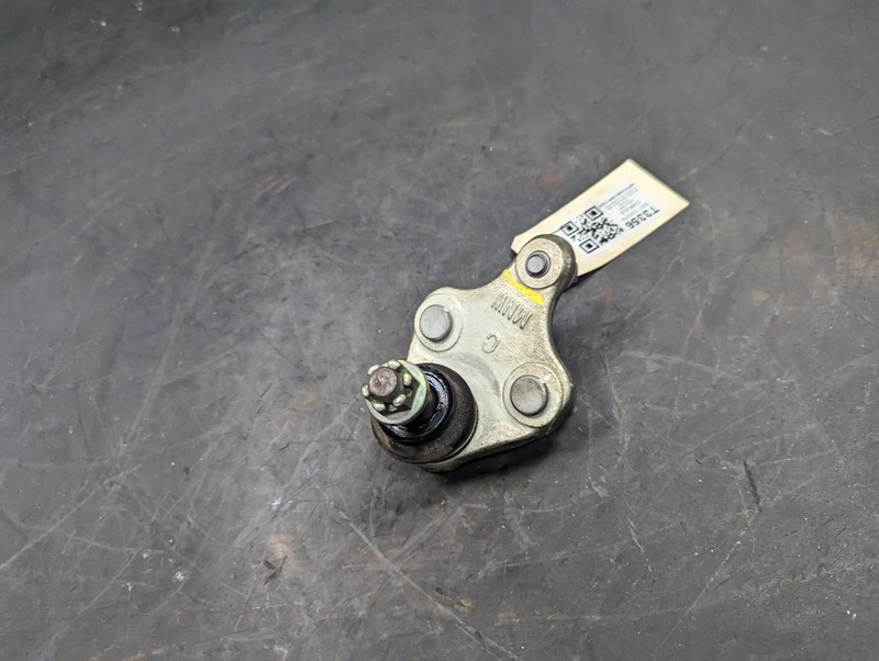 Front Right Lower Control Arm Ball Joint 2021 Toyota C-HR 43330-09631 2018 -2022