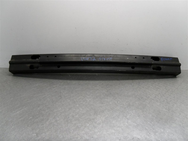 2002-2005 SATURN VUE FRON BUMPER REINFORCEMENT OEM 107-00441
