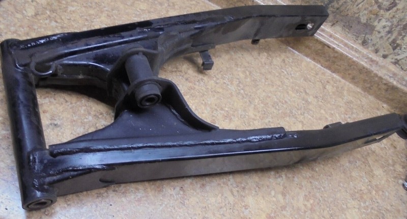 2006 Kawasaki Ninja EX500 EX 500D EX500D 500 Rear Swingarm Swing Arm Pivot Back