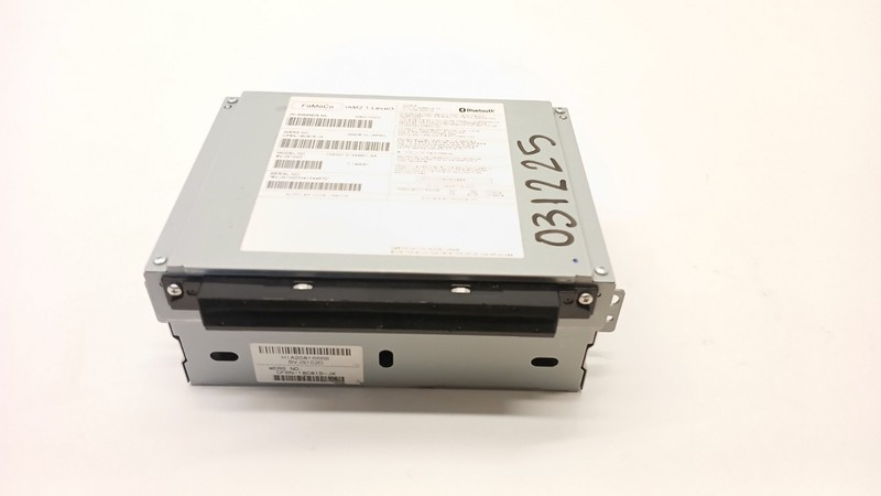 10-19 JAGUAR X361 XJ XJL XJR RADIO DISC CD PLAYER RECEIVER HEAD UNIT OEM 031225