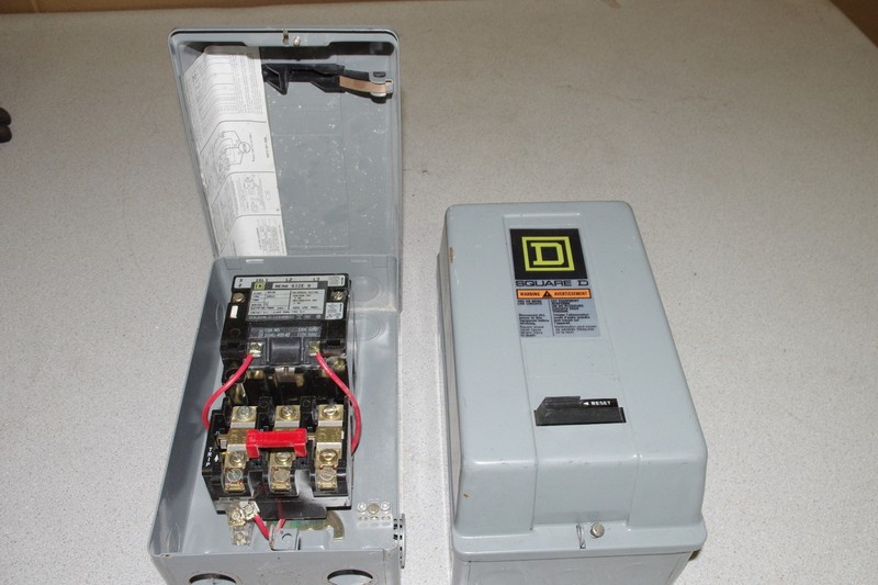 Square D Circuit Trip reset Unit Poly Phase Type S Class 8536 Nema size 0