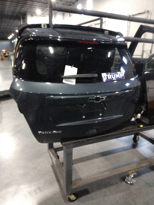 Used Deck Lid fits: 2021 Chevrolet Trax privacy tint opt AKO Grade A