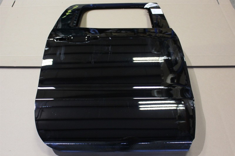OEM Factory 14-18 Silverado 1500-2500 Right REAR Passenger Door Shell