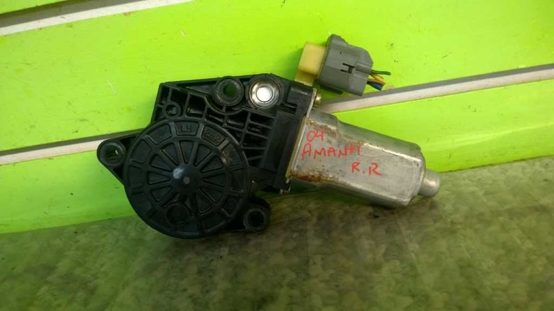 04 KIA AMANTI 3.5L AT PASSENGER RIGHT REAR POWER WINDOW MOTOR OEM 1358-10