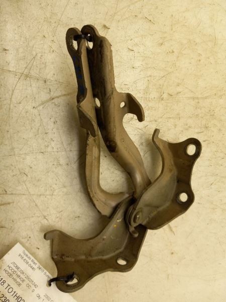 2002 TOYOTA CAMRY LE 2.4L FWD AT LEFT AND RIGHT SIDE HOOD HINGES