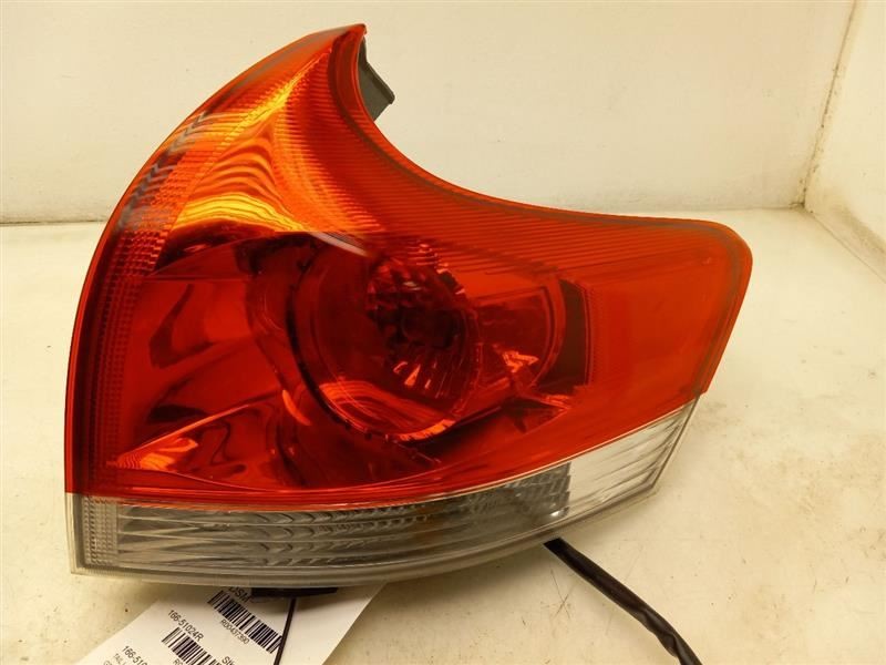 09-12 TOYOTA VENZA PASSENGER SIDE REAR QUARTER MOUNTED TAIL LIGHT