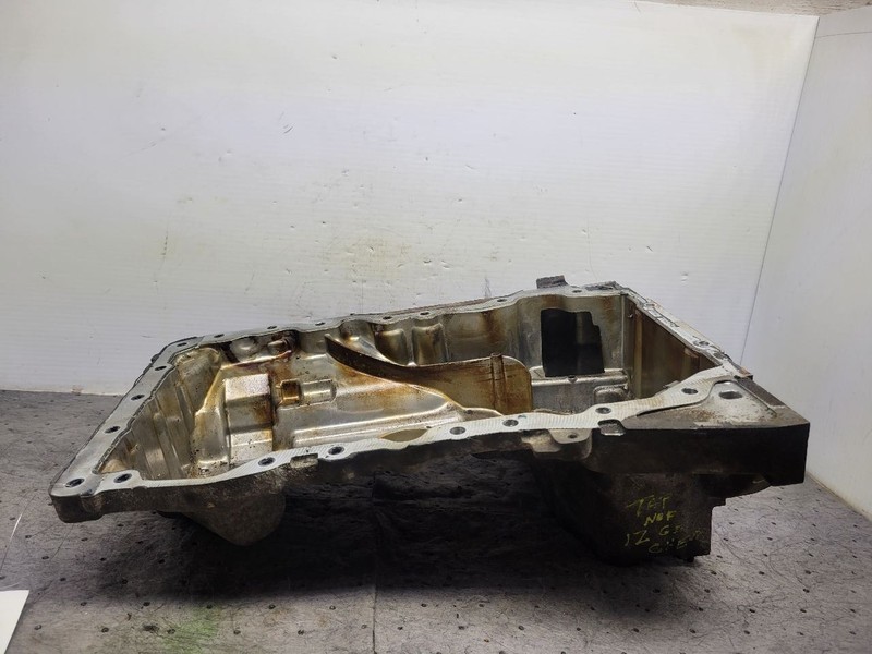 Oil Pan Classic Style 5 Lug Wheel 3.6L Fits 13-24 DODGE 1500 PICKUP 1690374