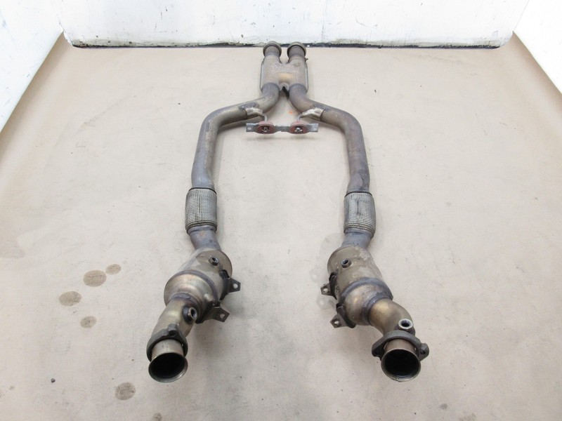 Scrap Metal 4.7L Engine Exhaust Catalytic Converter 14-17 |