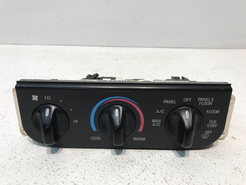 97-03 FORD F150 EXPEDITION CLIMATE CONTROL OEM F75H-19E764-FA