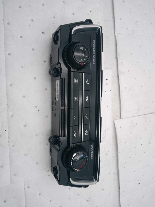 2017 KIA OPTIMA A/C Selector Switch OEM Silver 97250A8250 67K Miles