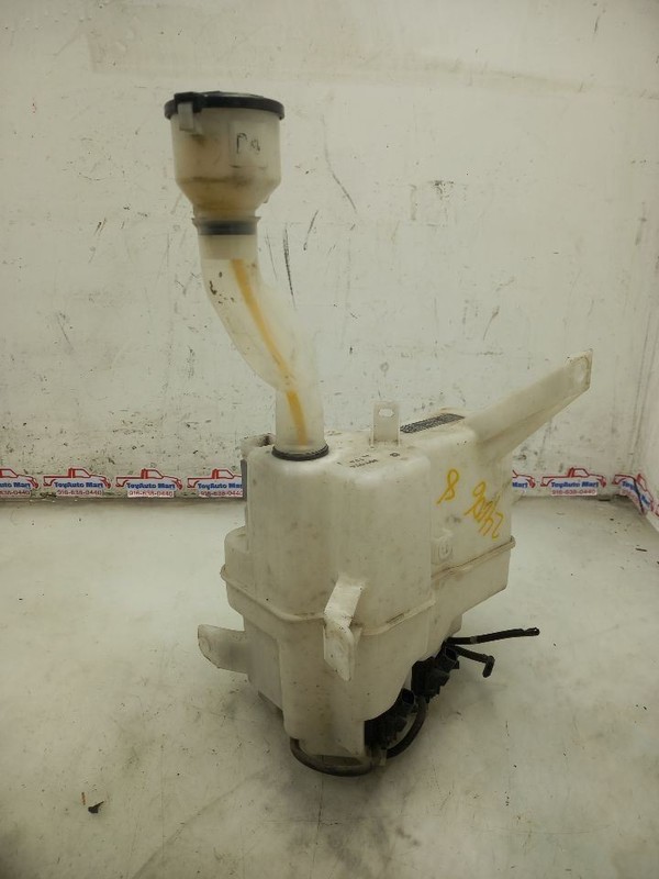 12 13 14 15 TOYOTA PRIUS WINDSHIELD WASHER RESERVOIR VIN DU 7TH & 8TH