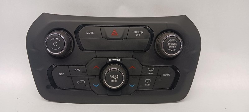 18-'20 JEEP RENEGADE automatic dual zone temperature control panel OEM