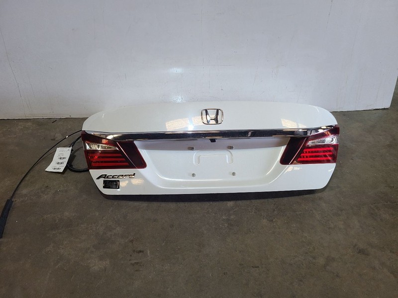 Trunk/Hatch/Tailgate Sedan Rear View Camera US Built Fits 16-17 ACCORD 581891