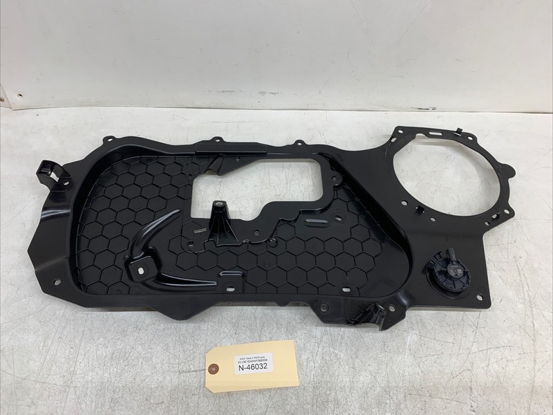 ⚡️17-20 Tesla 3 Front RH side door inner closeout panel 1092149-00-E 46032 S1